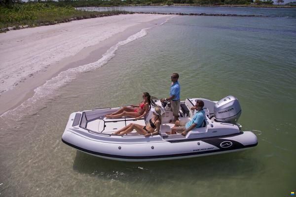Walker Bay Generation 525 DLX