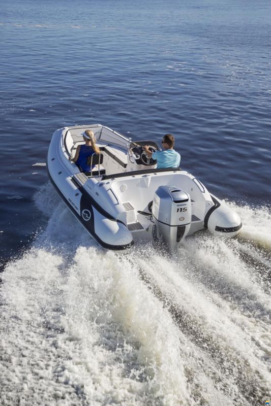 Walker Bay Generation 525 DLX
