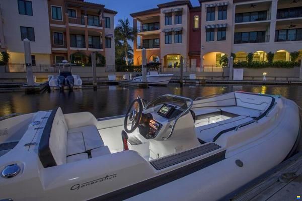 Walker Bay Generation 525 DLX