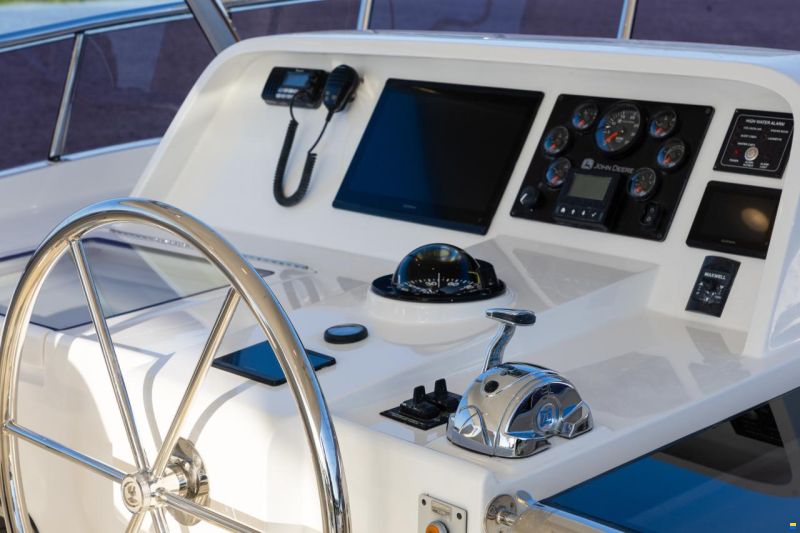 Selene 54 Classic Explorer