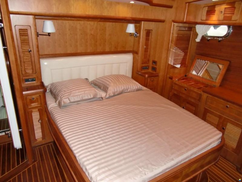 Selene 54