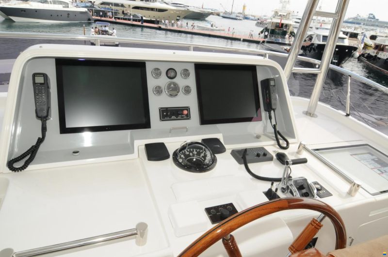 Selene 62