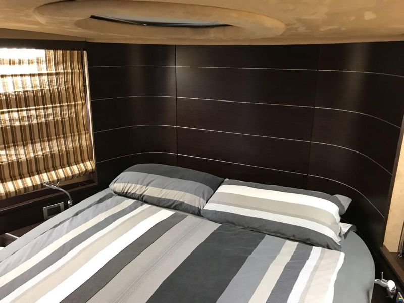 Azimut 68 S