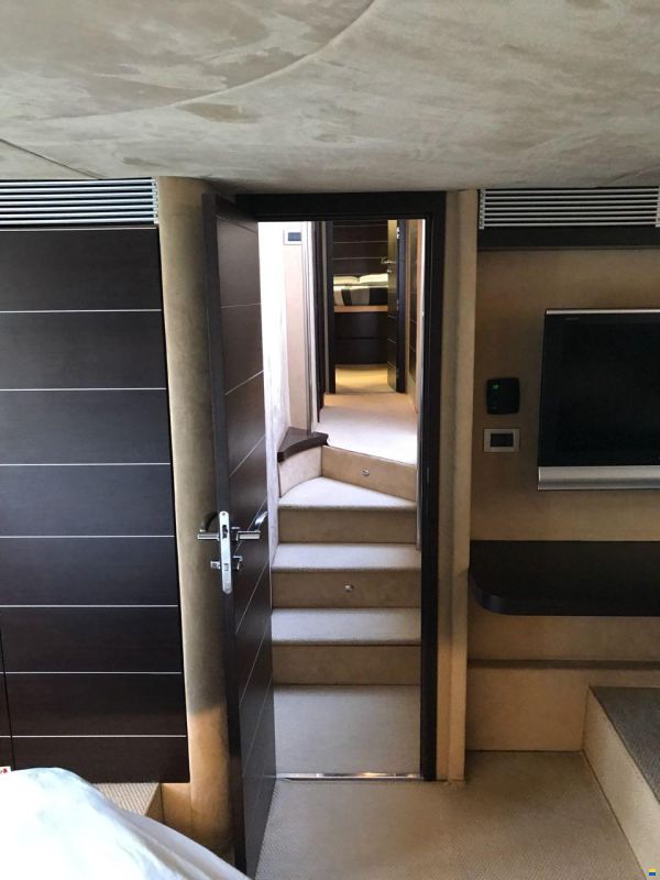 Azimut 68 S