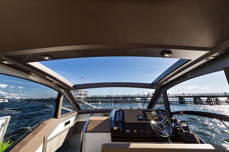 Galeon 425 HTS