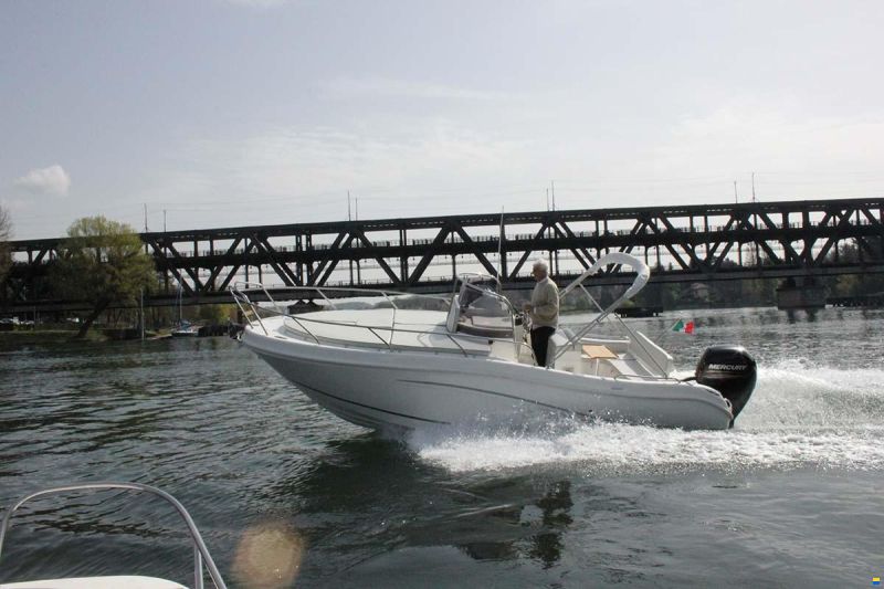 Cantieri Nautici Ferrario Navajo 23 - Honda BF200