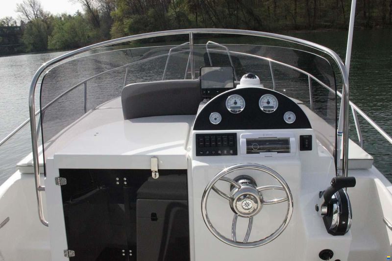 Cantieri Nautici Ferrario Navajo 23 - Honda BF200