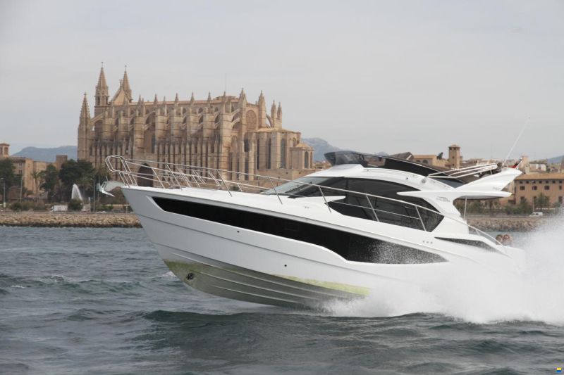 Galeon 360 FLY