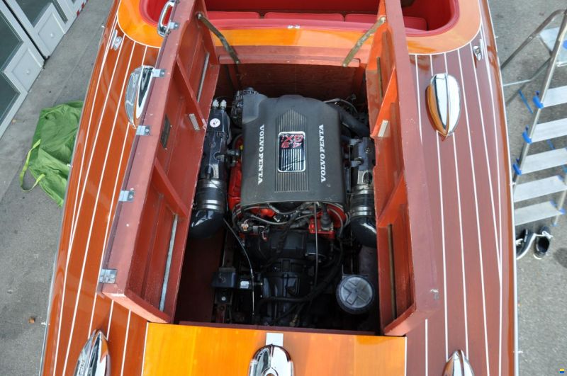 Chris Craft 20 Custom Runabout