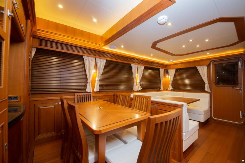 Selene 60