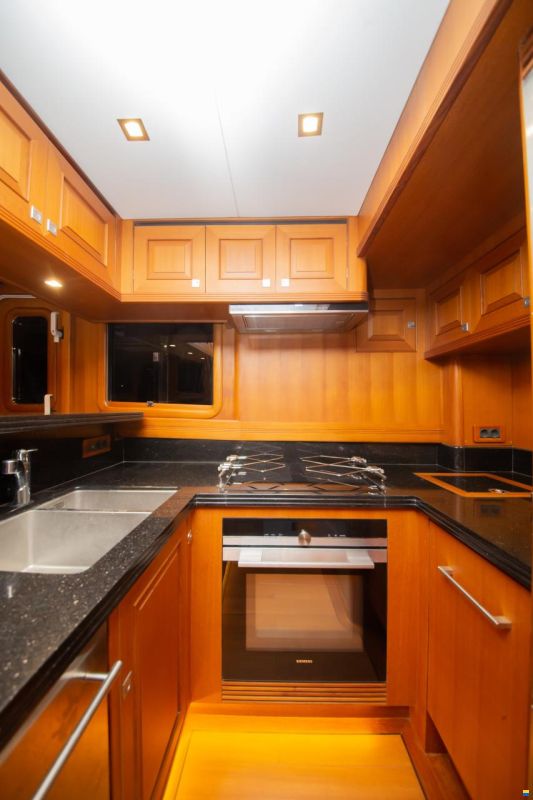 Selene 60