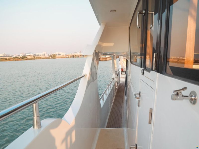 Selene 60 Explorer