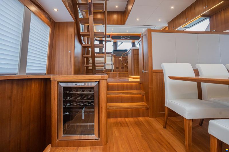 Selene 60 Explorer