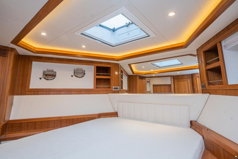 Selene 60 Explorer