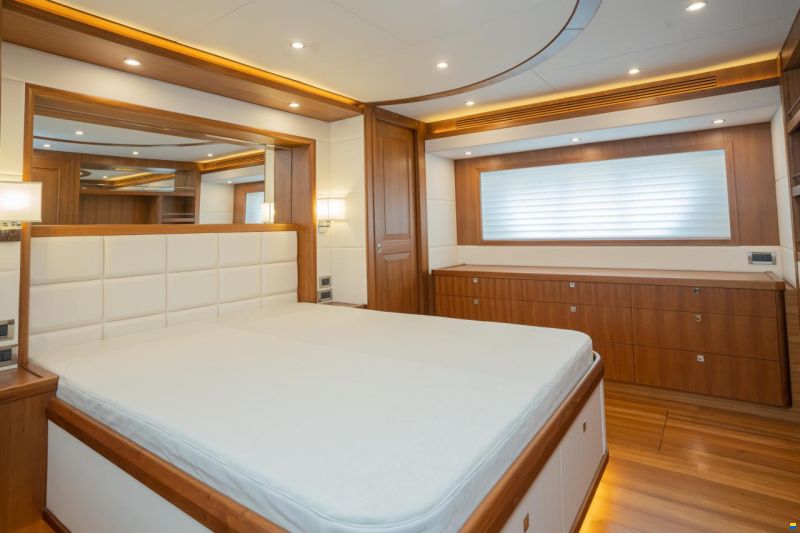 Selene 60 Explorer