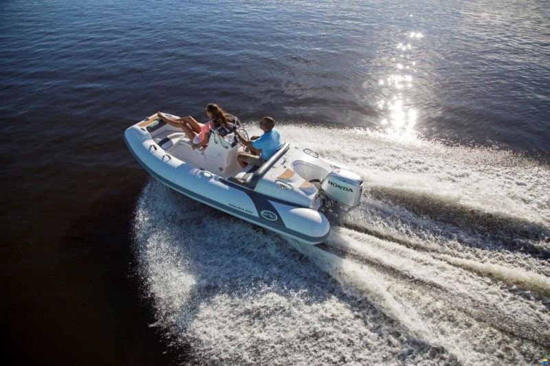 Walker Bay Tender Generation 400 DLX