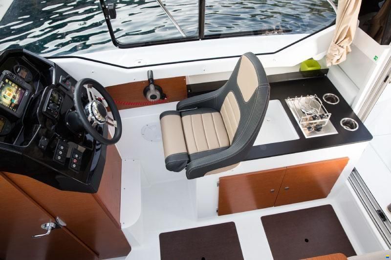 Jeanneau MERRY FISHER 795