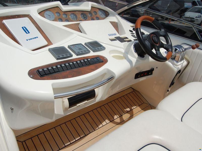 Sunseeker Predator 60