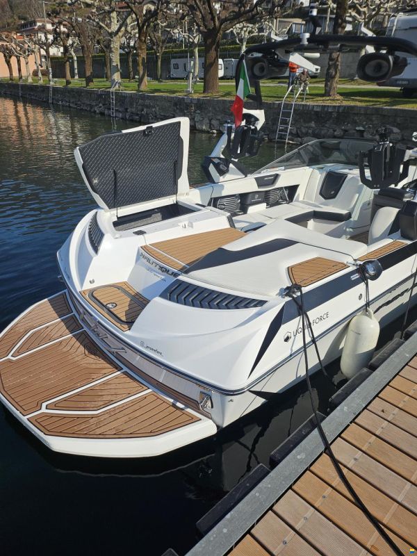 Nautique G21