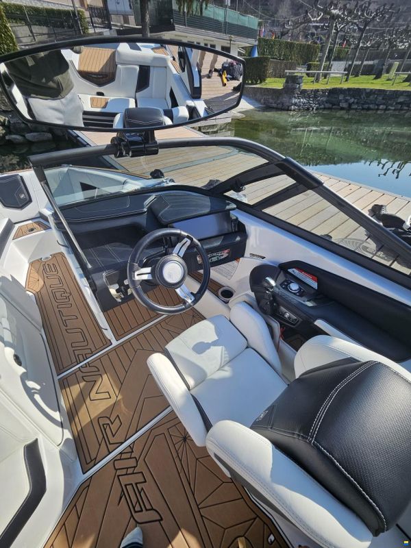 Nautique G21
