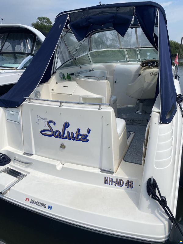 Rinker 270 Fiesta Vee