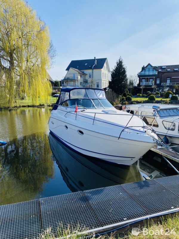 Rinker 270 Fiesta Vee