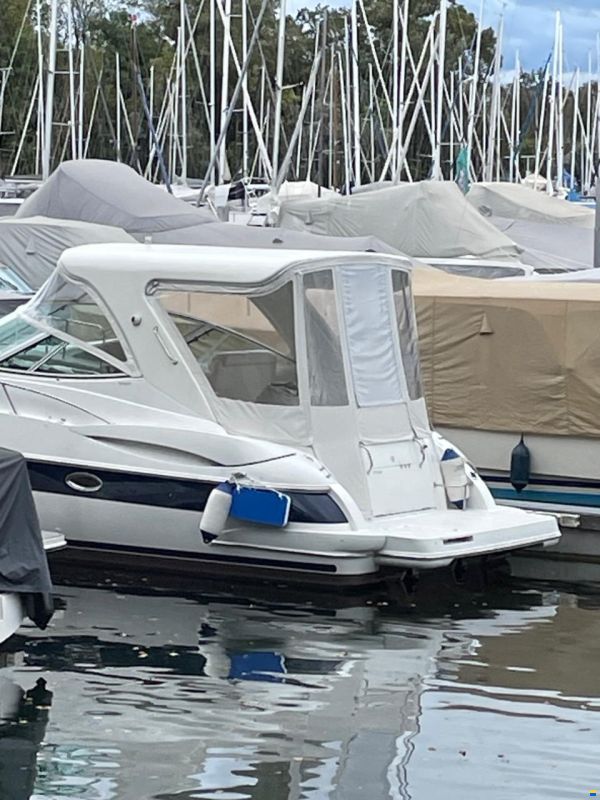 Cruisers Yachts 3470 Express