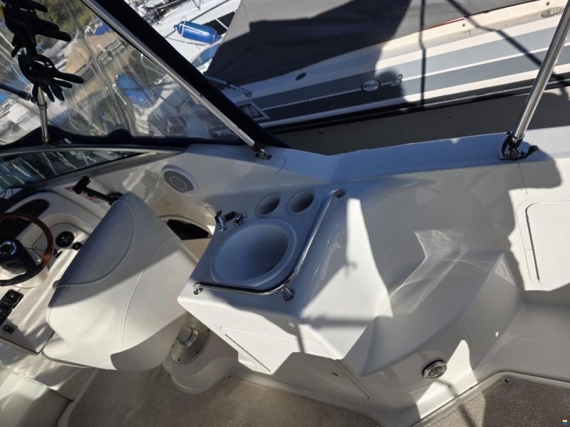 Sea Ray Sundancer 260 SD