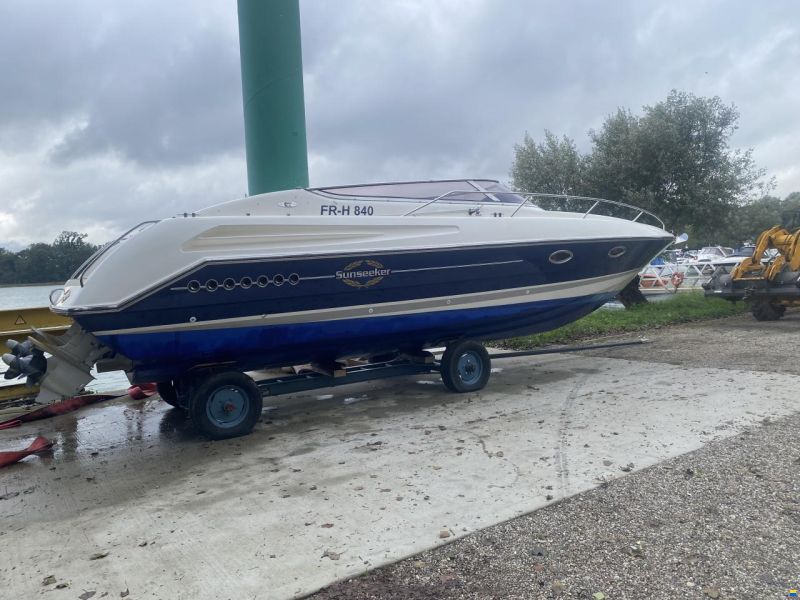 Sunseeker Hawk 31