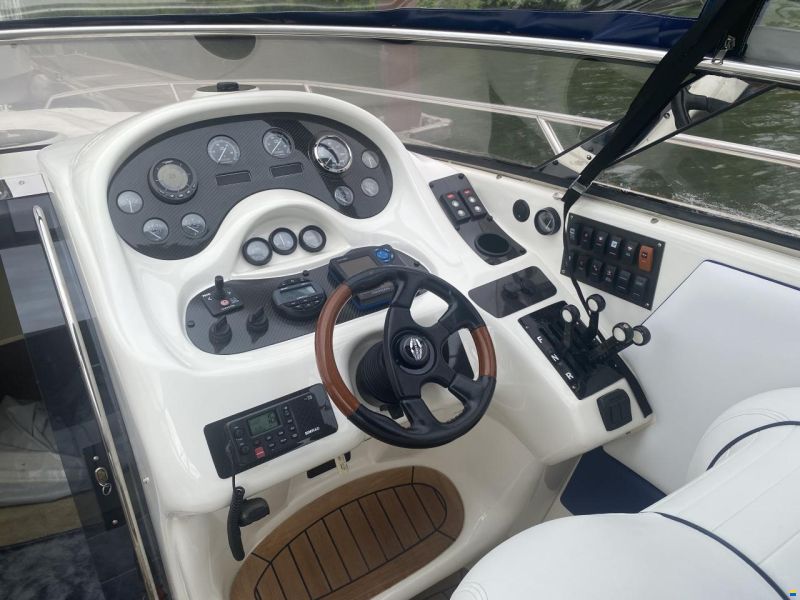 Sunseeker Hawk 31