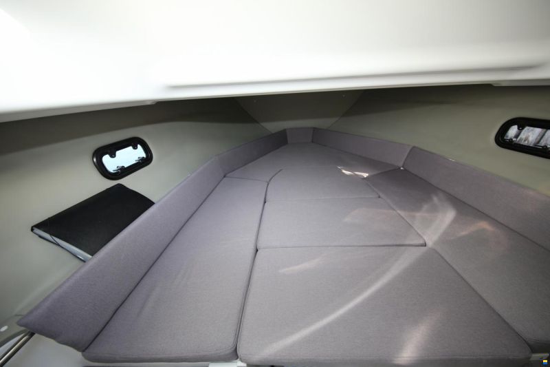 Karnic SL652 Hensa Edition