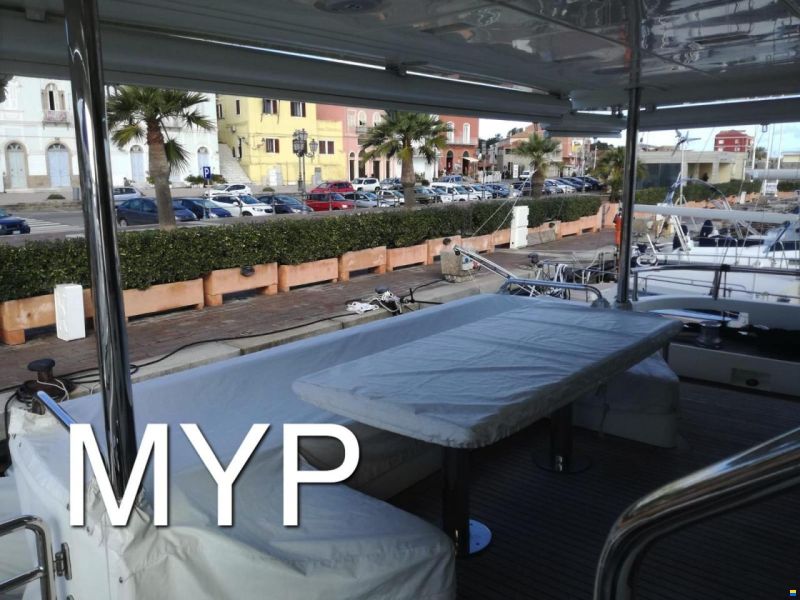 Azimut 84