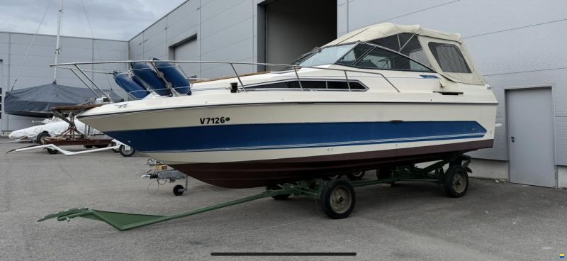 Sea Ray - Sundancer 250