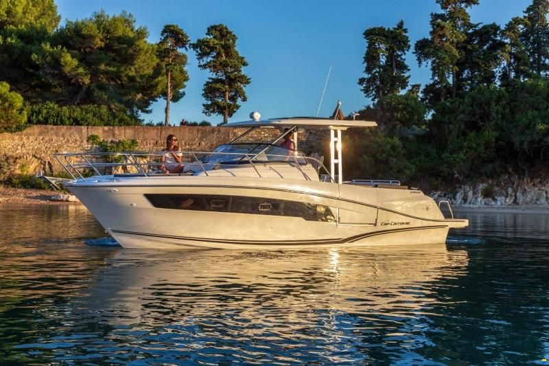 Jeanneau Cap Camarat 10.5 WA Serie2