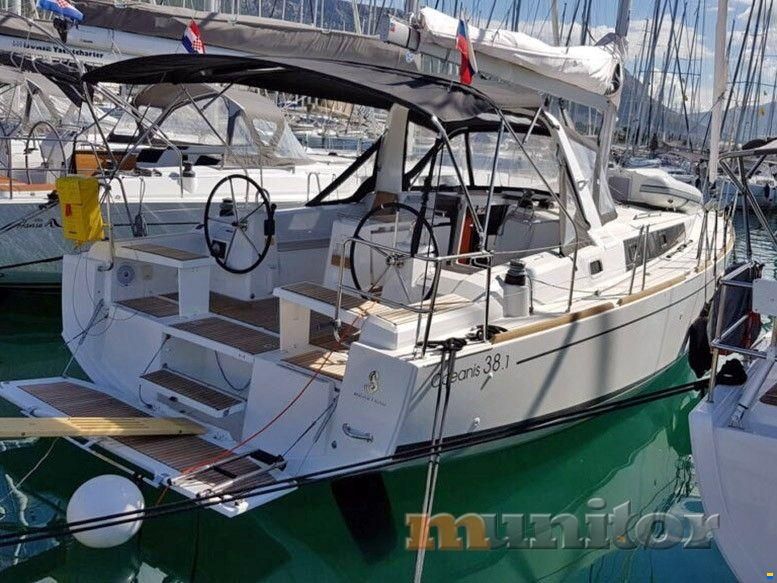 Beneteau Oceanis 38.1