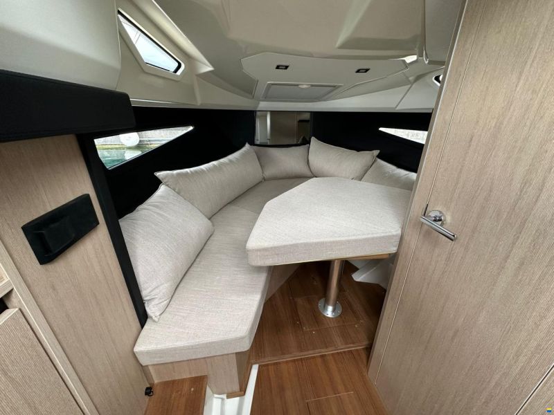 Cranchi E30 Endurance