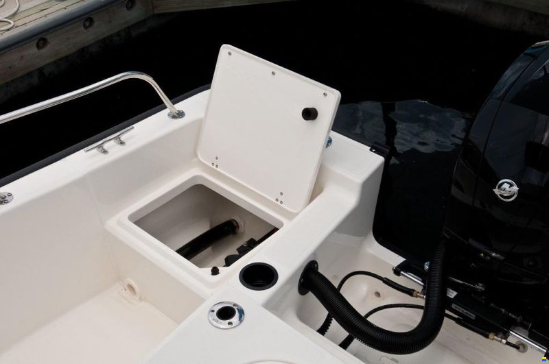 Boston Whaler 210 Montauk