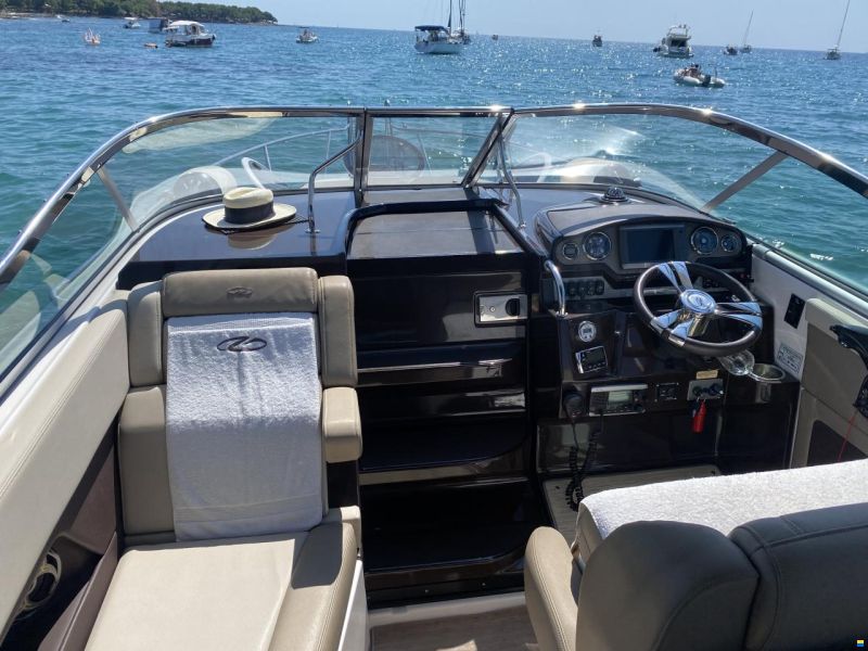 Regal 28 Express