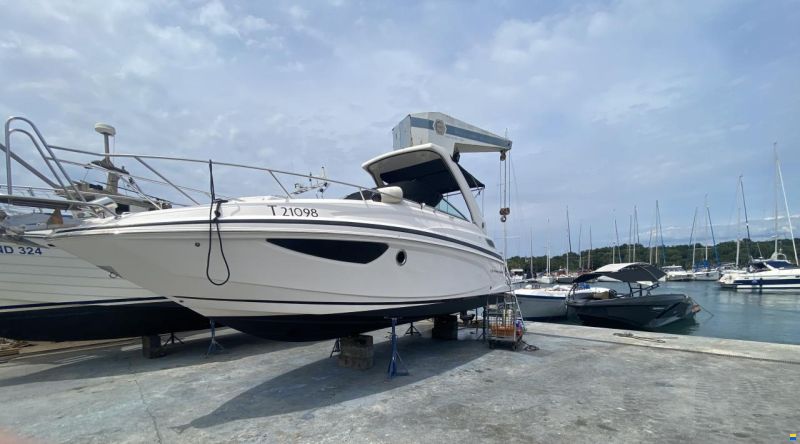 Regal 28 Express