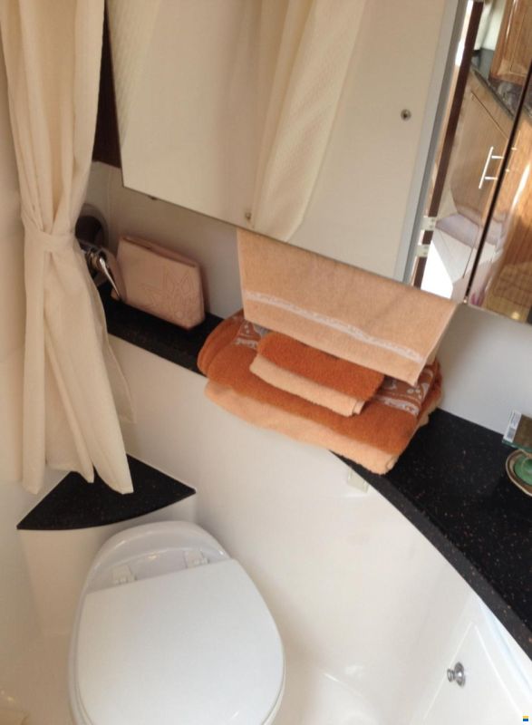 Regal 28 Express