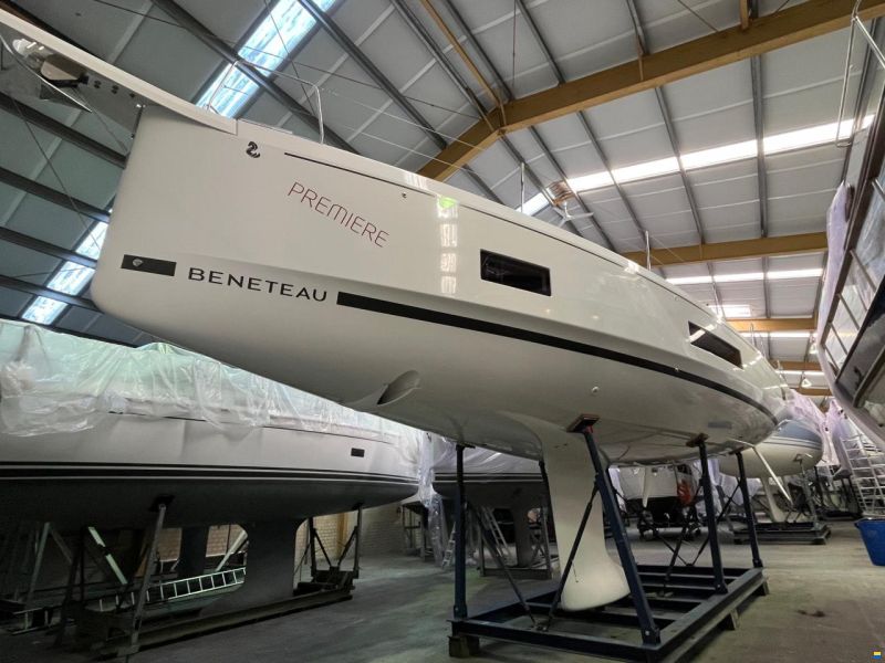 Beneteau Oceanis 47