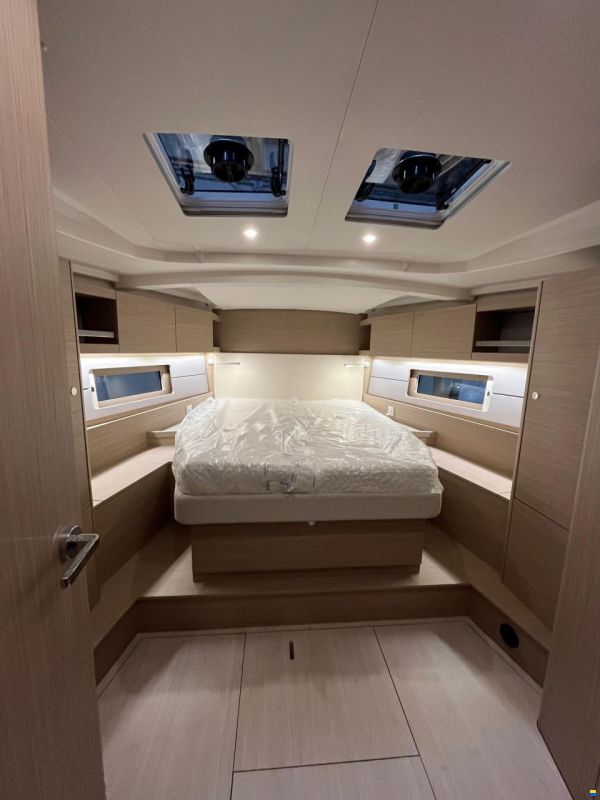 Beneteau Oceanis 47