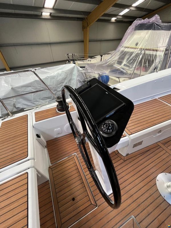 Beneteau Oceanis 47
