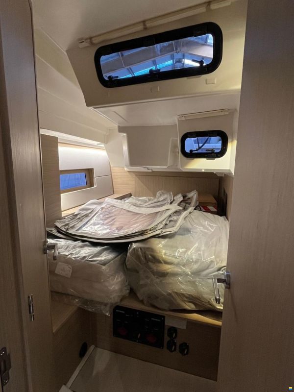 Beneteau Oceanis 47