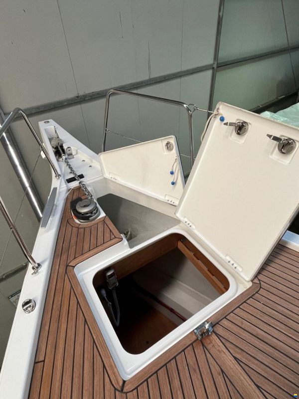 Beneteau Oceanis 47