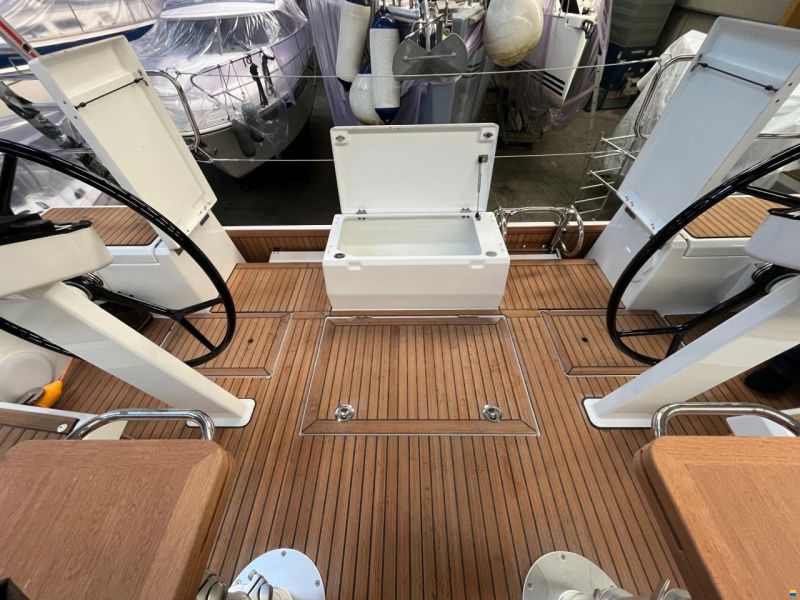 Beneteau Oceanis 47