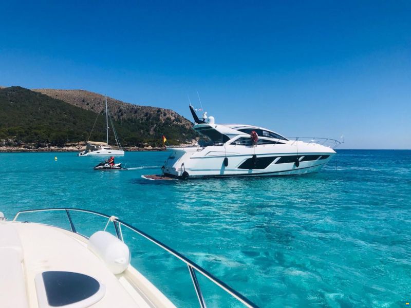 Sunseeker Predator 57