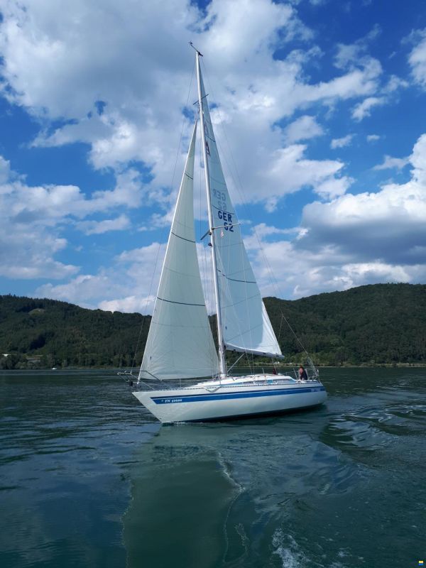 Poseidon Athena 34