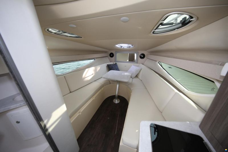 Regal 28 Express Hensa Edition