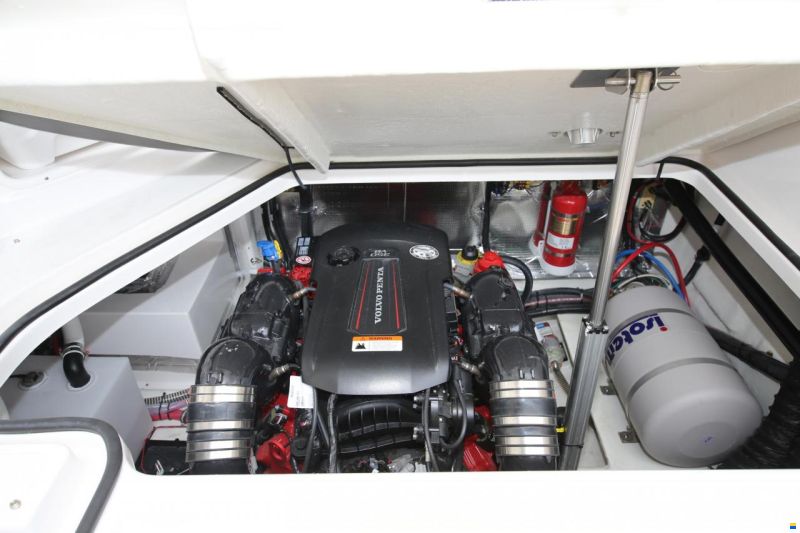 Regal 28 Express Hensa Edition